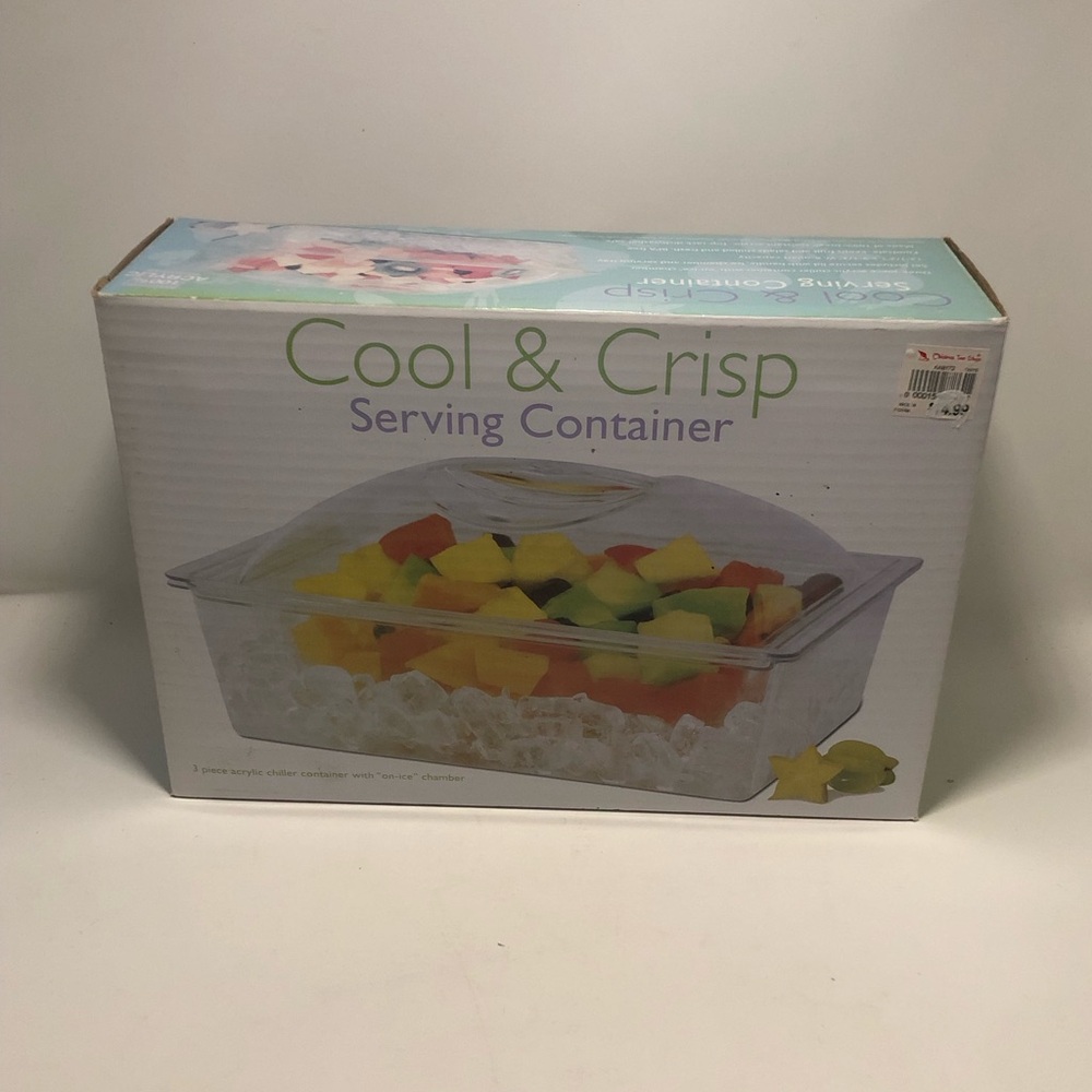 Cool & Crisp Serving Container - Picture 3 of 7